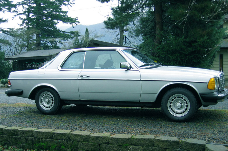 1984 300CD Turbo Diesel Mercedes Benz Veg Car. Current Odometer 140K