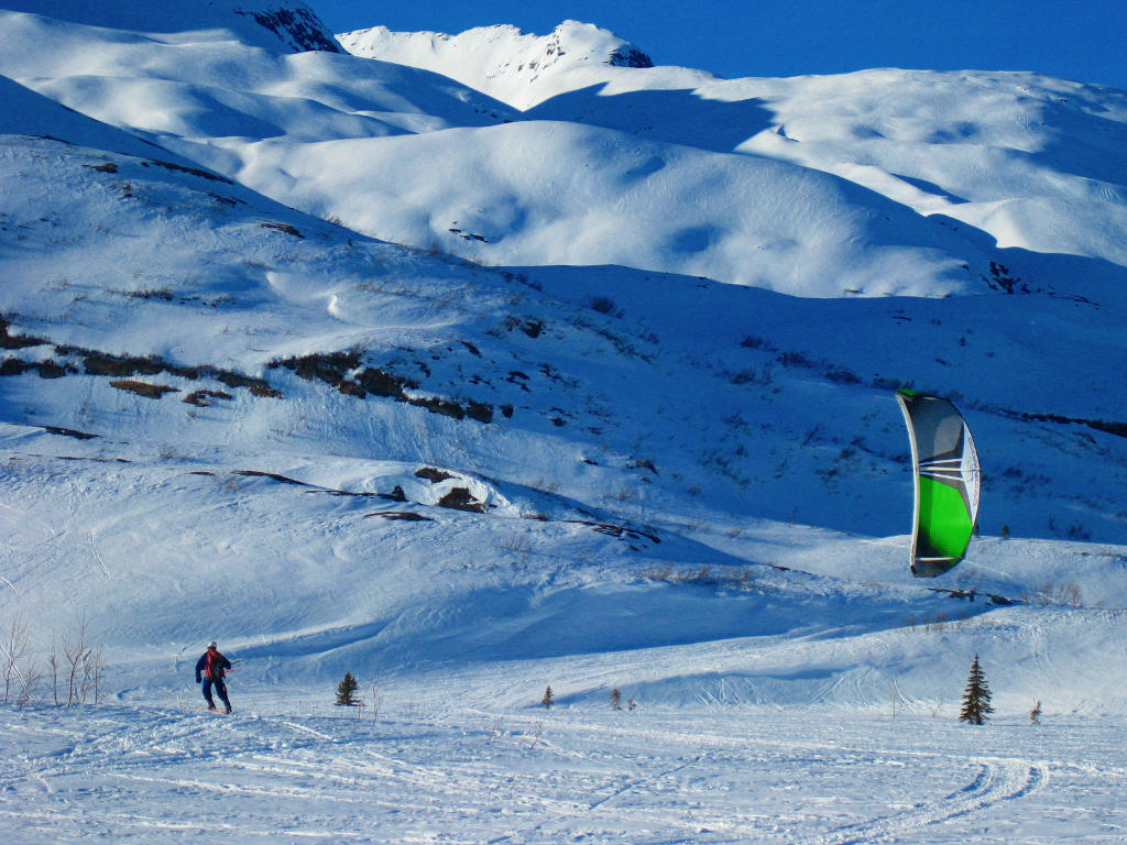 2014 Ocean Rodeo 17m Flight. Thompson Pass Snowkite Festival in Valdez, Alaska. April 2014