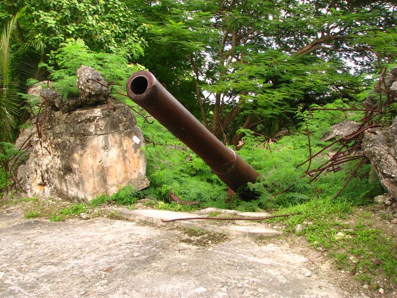 WW II Japanese gun emplacement