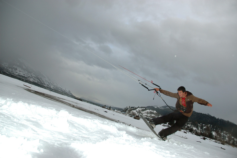 Kiteloop "powder" wheelie