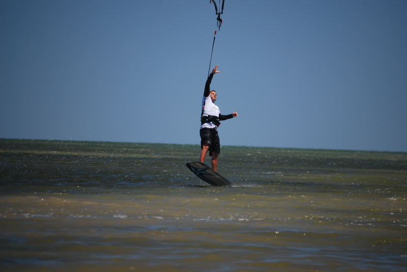 Can someone grab that bar for me?