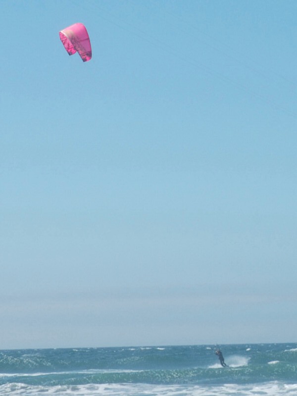 Gene going for a bottom turn, damn I need a zoom lense.