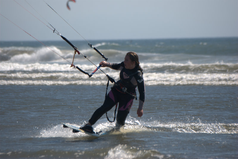 Becca tries some toeside in close