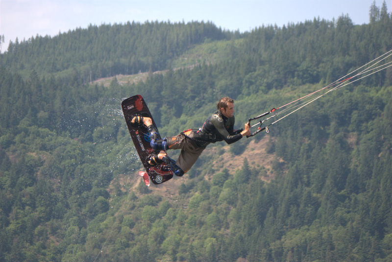 Alex throwing his 30th or so kiteloop of the day