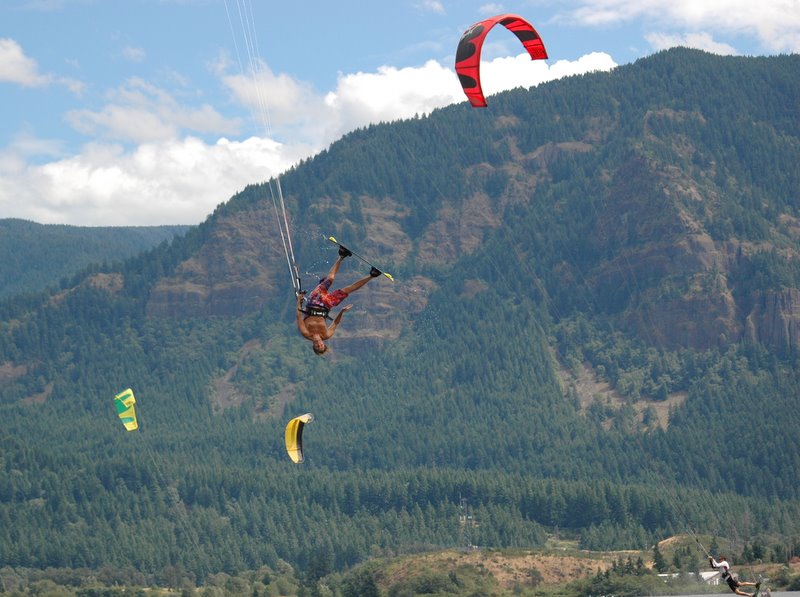 More of Grom goin' big upside down.