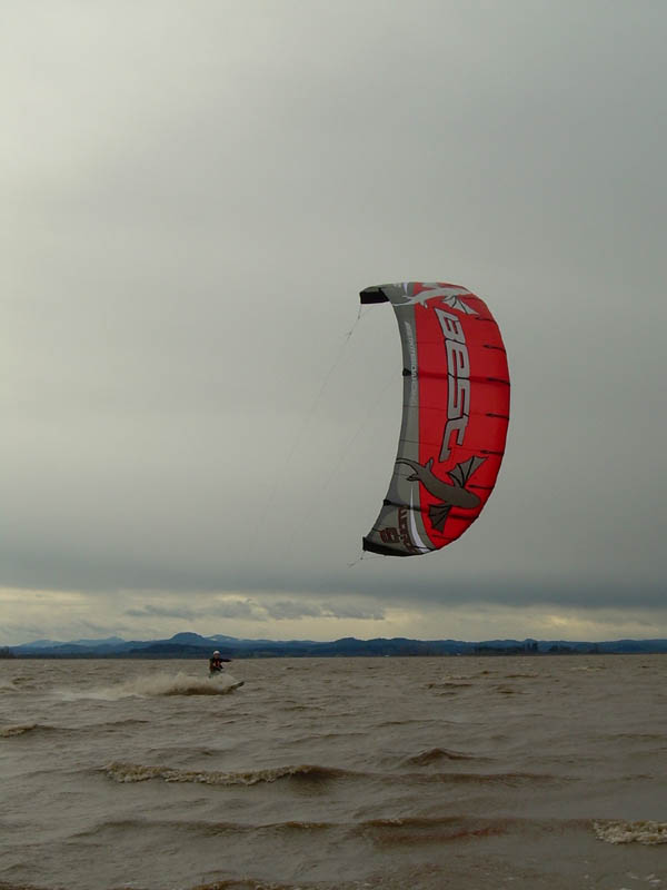 Kiting on Fern Ridge Reservoir (aka "The Ditch") in January
