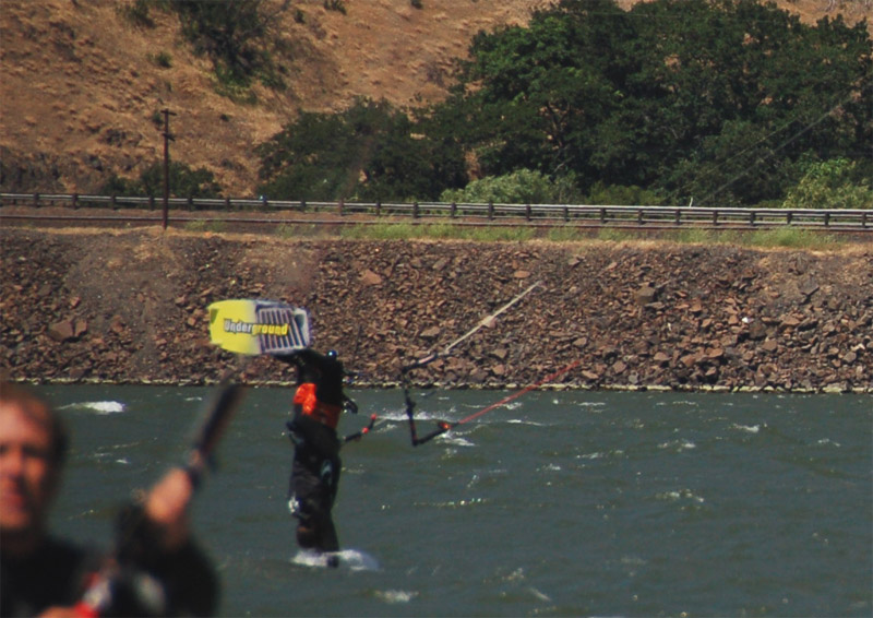 Head spin kite loop