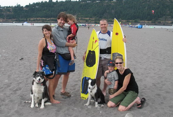 Ethan, Denise, Sadie, Chris, Julie and Ashton. Kiteboarding must be genetic.