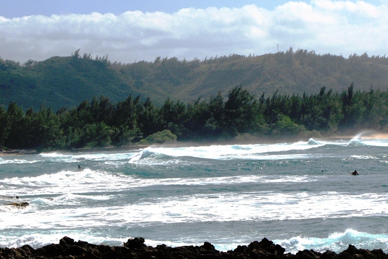 Offshore winds on the North Shore at Turtle Bay